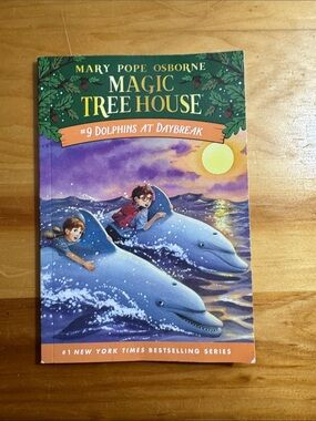 📚2/$6  Dolphins at Daybreak #9 in the Magic Tree House Series